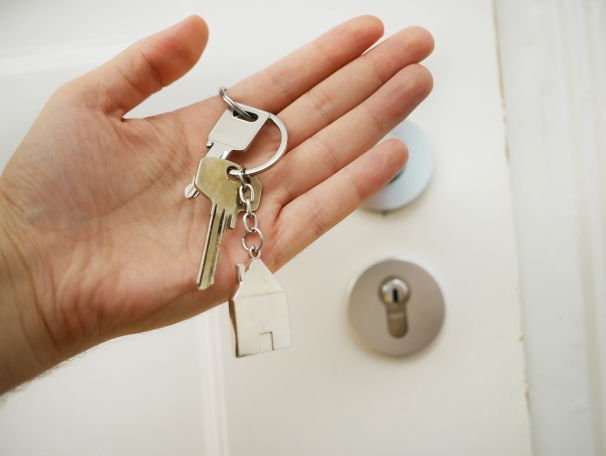 https://LuisLozano.StopRentingStartOwning.com